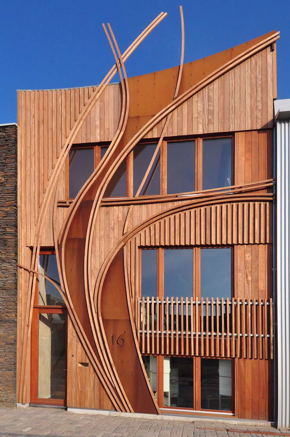 Contemporary Artistic Wooden Exterior