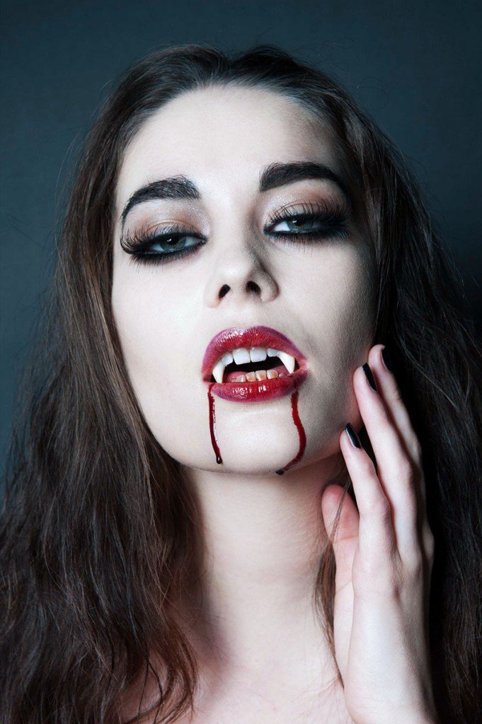 Pretty, Beautiful, Sexy & Scary Vampire Halloween Makeup Ideas