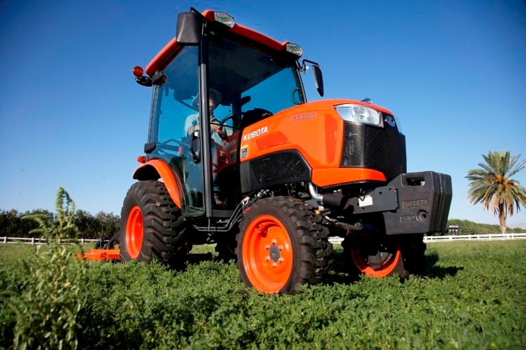 What to Look for When Buying a Compact Tractor